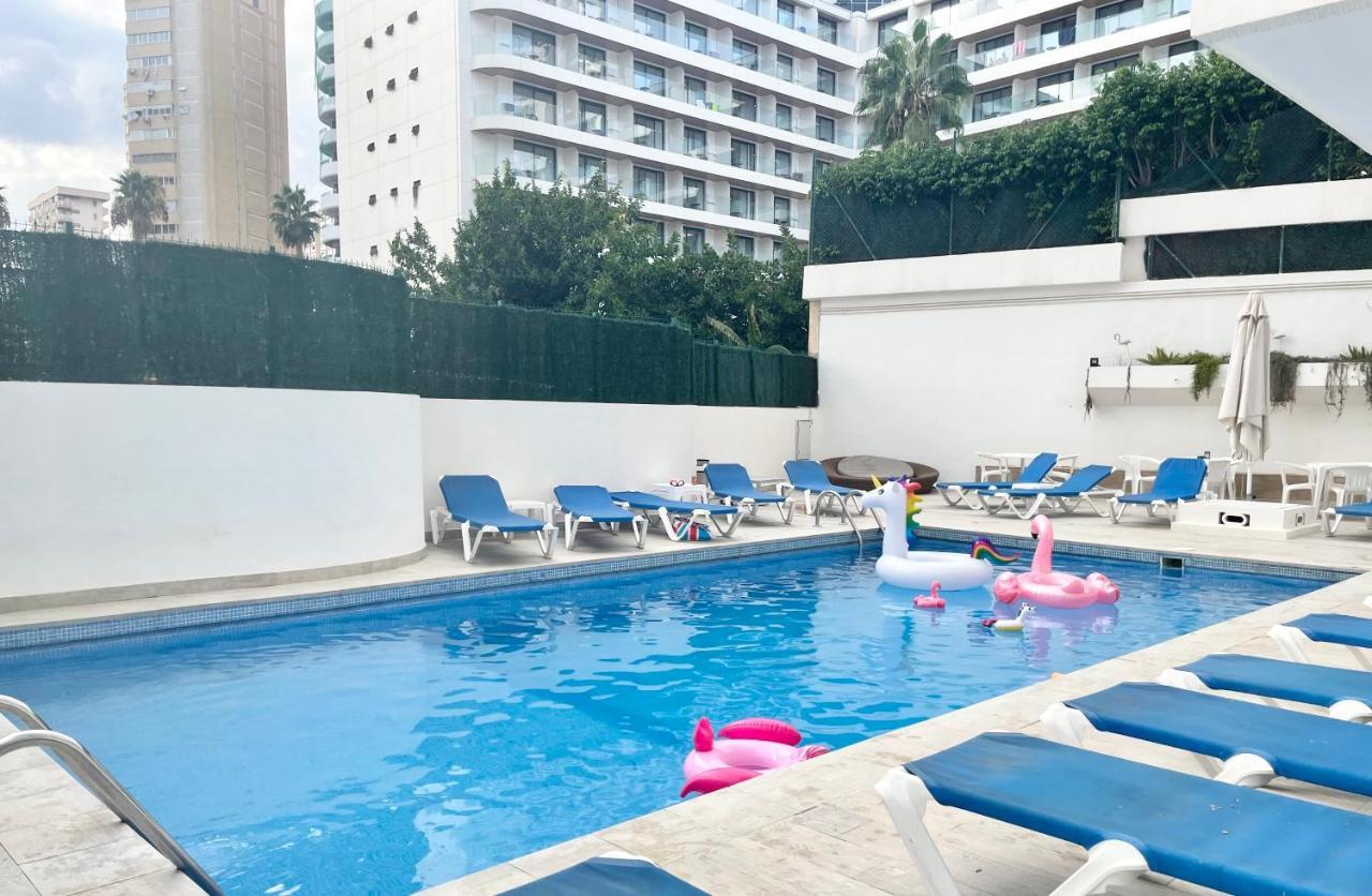 Lovely Holidays Benidorm Exteriör bild